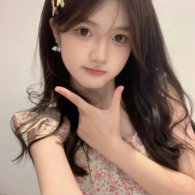 隔壁的吸血鬼美眉海报